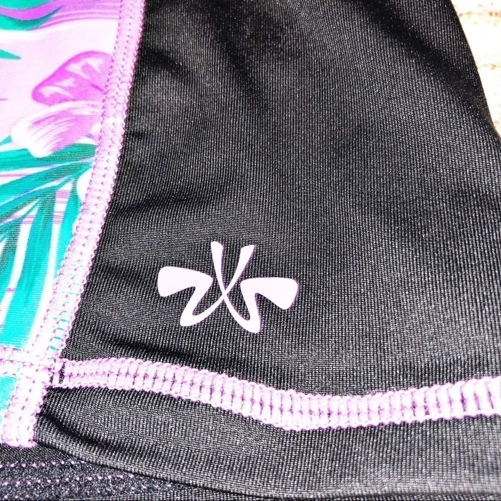 NWT ZX Sport Rash Guard